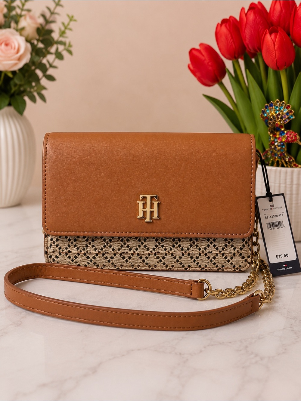 Tommy Hilfiger Tan & Beige Signature Crossbody Wallet